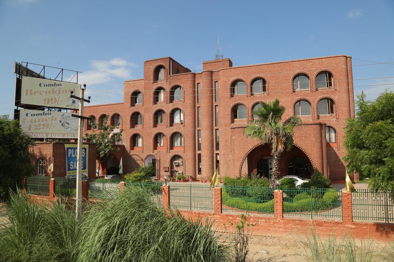 Magsons Resorts Kosi Exterior photo